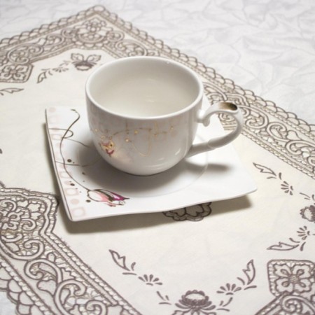 Openwork napkin Arabesque, 30 x 45 cm, beige color