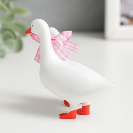 Souvenir Polystone "White Ducks with Bows" 8x8x5 cm-2