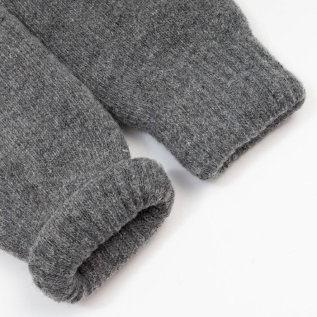 Women's mittens, gray color, size 7-8-2