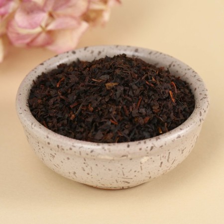 Black tea "Beloved Granny" Taste: Vanilla and Caramel, 50 g.-2