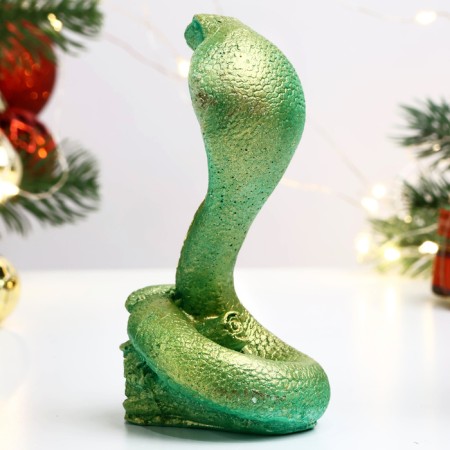 Figure "Snake of Seraphim" light green, 10x6x6cm-2