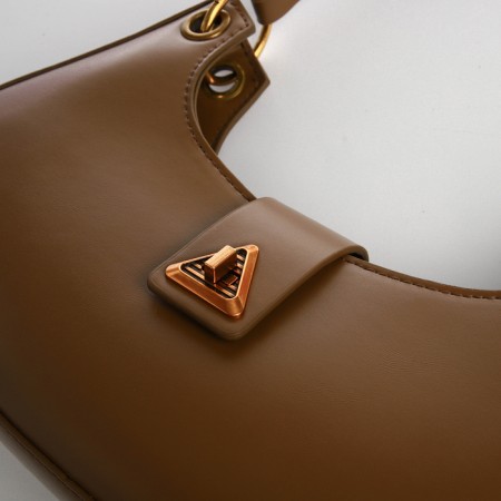Bag Women's Baget on the zipper Textura, average size, brown color-5