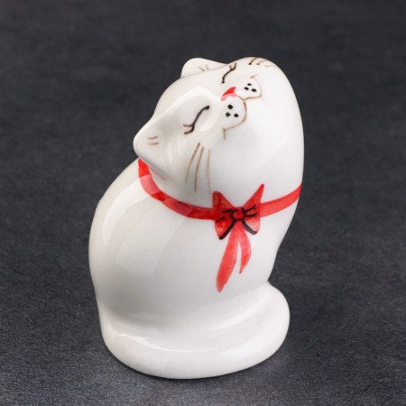 Porcelain figurine "Japoshechka cat", 8 cm