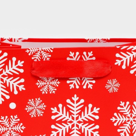 Gift, laminated, "snowflakes", 18 x 23 x 10 cm-4