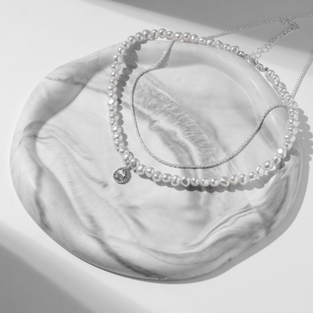 The chocker-colester multi-layer "bead" pearl, white color in silver-3