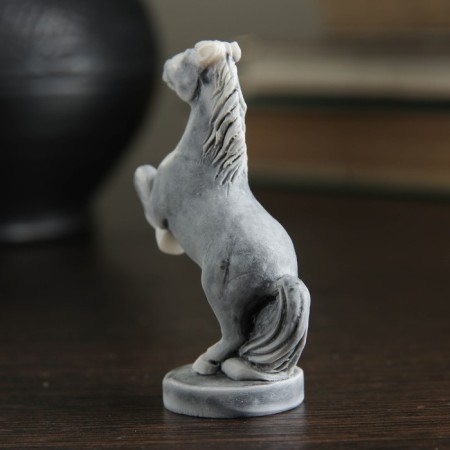 Souvenir "Horse on the lobes Little" 6cm-2