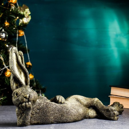 The figure "Eared hare lies" 45x28x18cm, gold