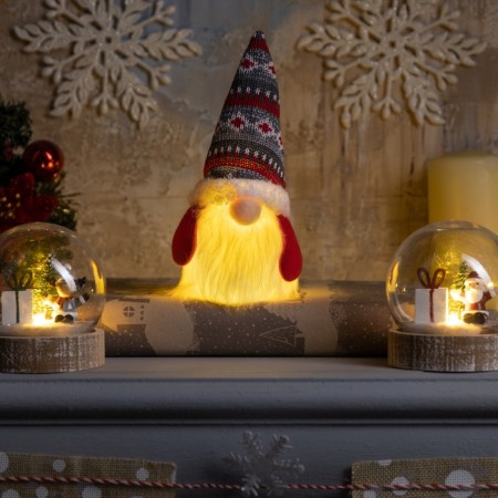 LED figure "Dwarf in a cap with patterns" 6.5 × 17 × 6.5 cm, textiles, batteries LR1130x3, glow warm white