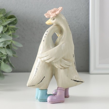 Souvenir Polystone "Geese - Hiring, Tenderness" 9x5.5x14.5 cm-2