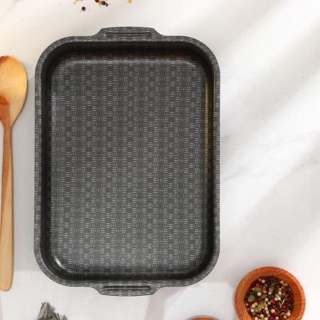 The baking sheet is "hostess", 19 × 25 cm, h = 6 cm, anti -stick coating, burgundy color-9