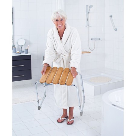 Bathroom stool with adjustable Pro height, bamboo