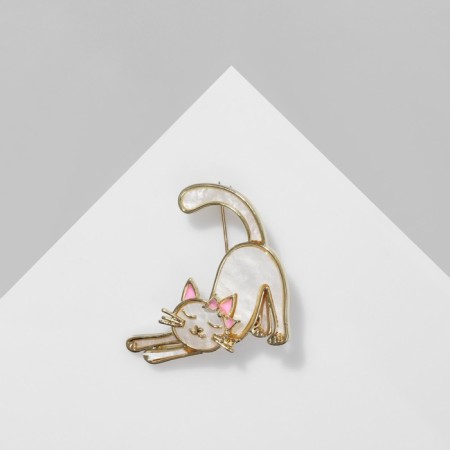 Brooch "cat", white-pink color in gold-1
