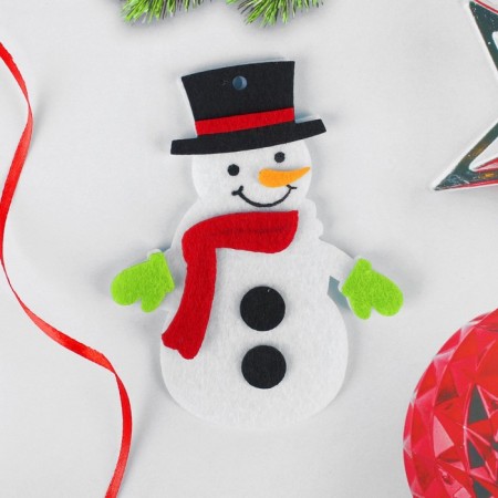 Set for creativity - Create a Christmas tree decoration from felt "Snowman in a red scarf"