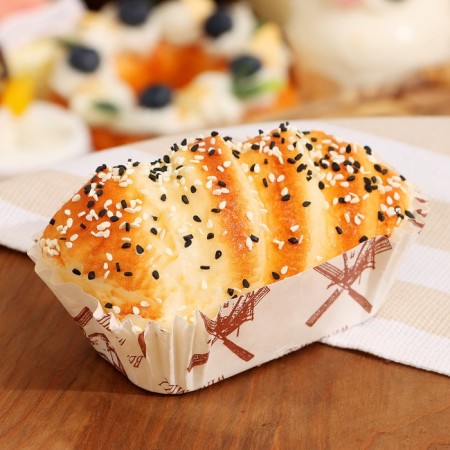 Flee - Magnet "Bun with sesame seeds" 10x6x5cm