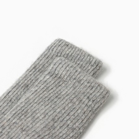 Golphs for children from Mongolian wool, gray color, 5-7 years old-1