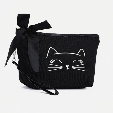 Cosmetic bag with a zipper, with a lining, black color