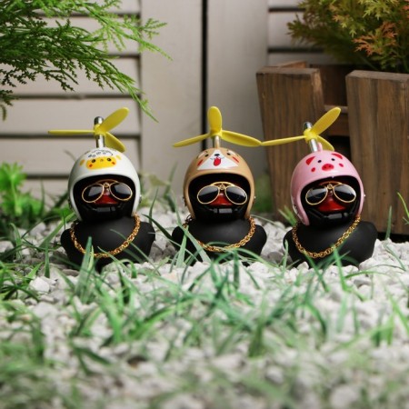 Duck with propeller, black color, mix
