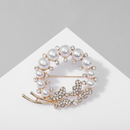 Brooch "Butterflies" in a pearl wreath, the color is white in gold-1