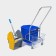 The harvester is simultaneous with vertical and grid, blue bucket 25 liters, chrome frame