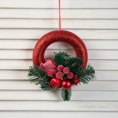 Jewelry decoration "Winter berry on a wreath" 15x15 cm