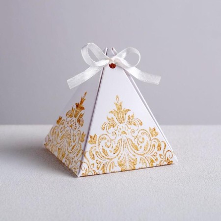 Bonbonniere box, gift packaging, “Luxury of gold”, 7.2 x 7.2 cm