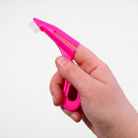 Toothbrush to remove animal raids, pink-2