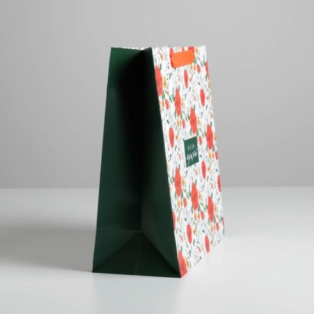 Gift laminated square, packaging, “be bright”, 30 x 30 x 12 cm-1