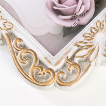 Photo frame plastic 10x15 cm "Figure" white with gold 22x16 cm-3