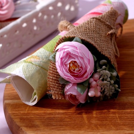 Set for decoration: Topper "Happy Birthday" 1 pc, a ring for napkins 1 pc, mix-8