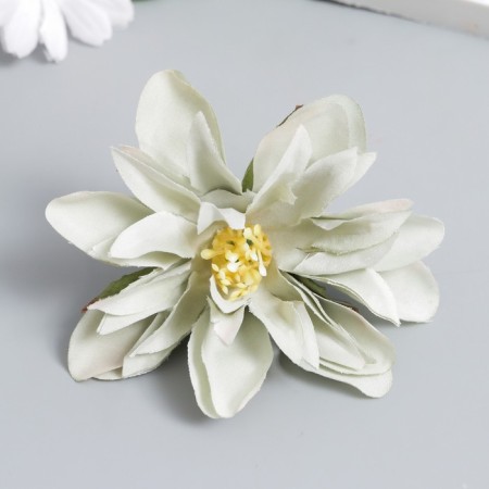 Budon on the leg for decoration "dahlia oozing light green" d = 7 cm