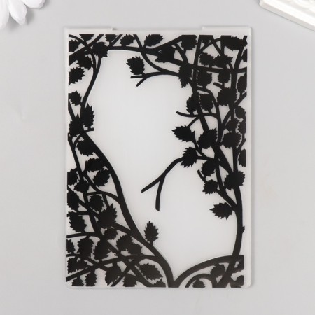 Embosing stencil plastic "Handing hedge" 15x10 cm