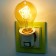 The lamp with a switch in an E27 outlet is 40W white 7x4.5x4.5 cm