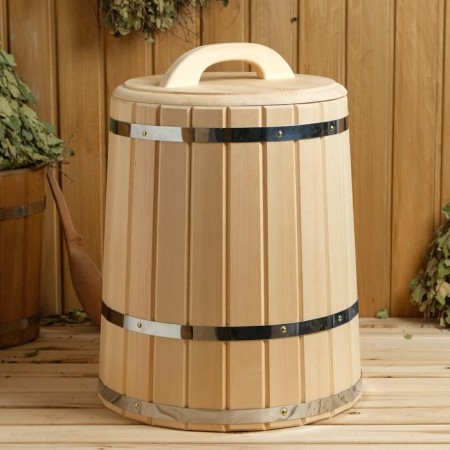 Chan for water 45l. Cedar, with a lid-4
