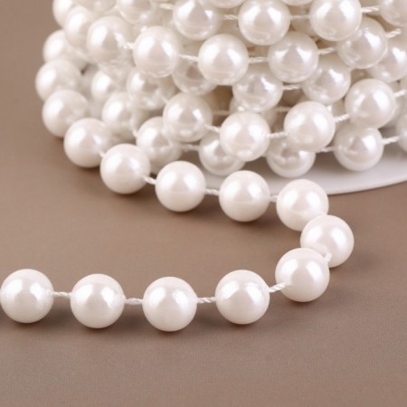 Pearls on threads, 10 mm, 9 ± 1 m, white color-1