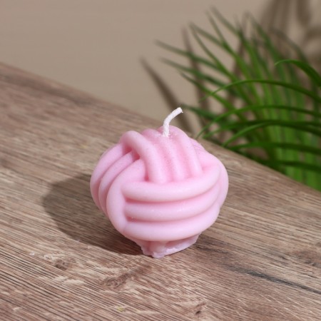 Candle "Block" 6x5x6 cm, soy wax mix-1