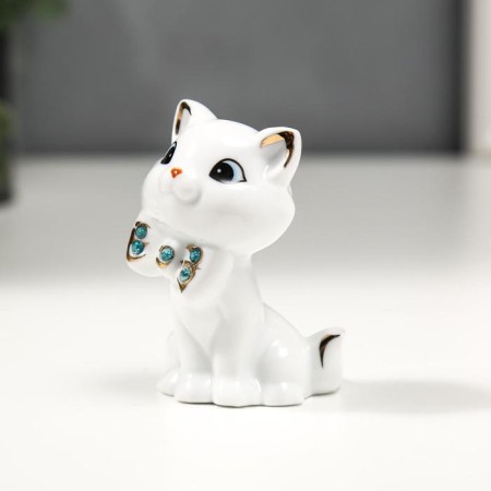 Souvenir ceramics "White kitten with a butterfly" with gold, rhinestones 7.5 cm-1