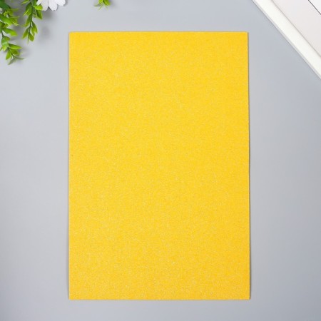 Foamiran glitter 4 Hobby 2 mm, central zhlty, 20x30 cm-2
