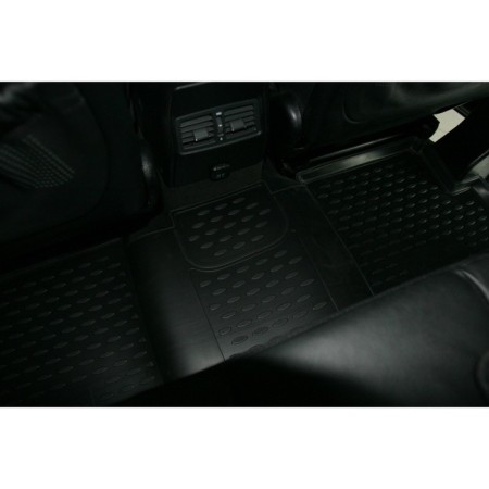 Rugs in the Mercedes-Benz G-Class W463 2007-2016 salon, 4 pcs. (polyurethane)-3