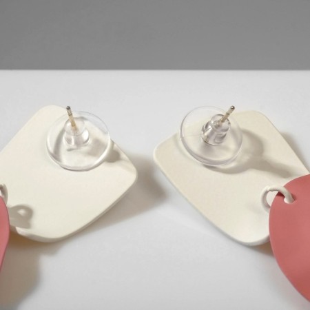 Earrings Metal "brightness" geometry, crumpled circle, white-pink color-1