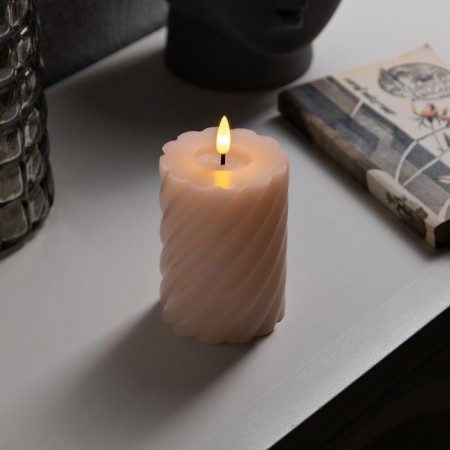 LED candle twisted pink, 7.5 × 12.5 × 7.5 cm, plastic, wax, batteries AAAX2 (not complete), glow warm white