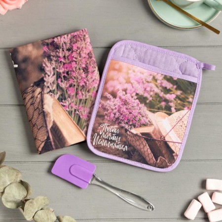 Gift set “Let the dreams come up” with a pocket-carman, a towel, a shoulder blade