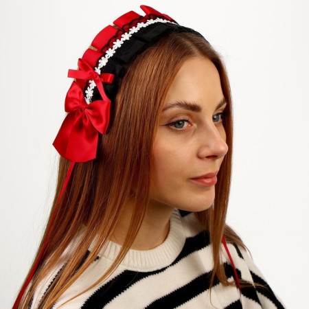 Carnival bandage "Lolita", red color with black lace
