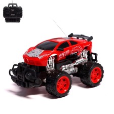 The radio -controlled jeep 