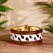 Wooden bowl 11 cm, with a lid