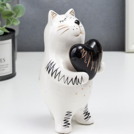 Souvenir Ceramics "Cat with a heart" white-black with gold 15x8.2x7.8 cm-2