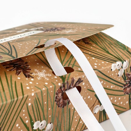 Folding gift box “Magic and Tales”, 16.5 x 12.5 x 5 cm, without tape, New Year-2