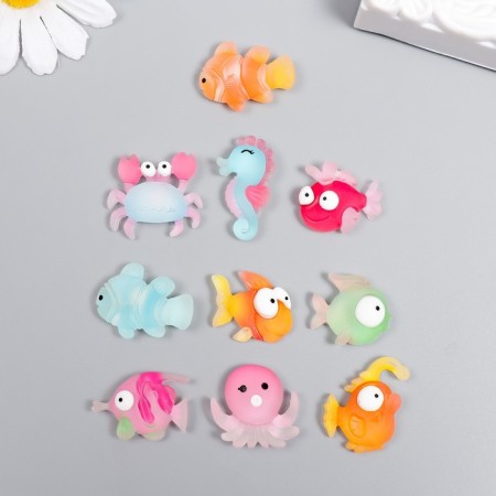 Decor for creativity plastic "Aquarium fish with big eyes" set of 10 pcs 2.5x2 cm