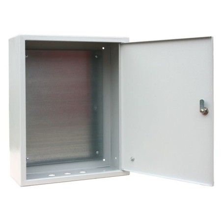 A shield with the mounting panel of the SMP 06 IP 31, 500x400x155, Rucelf