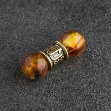 A set of three beads 