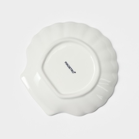 Porcelain dish Magistro "shell", d = 13 cm, white color-4